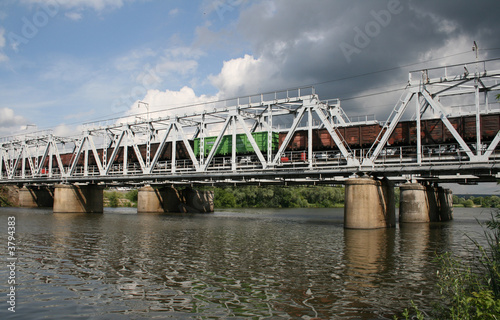 railway bridge 