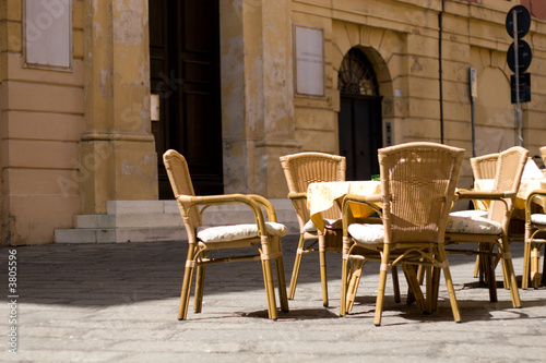 Street Restaurant