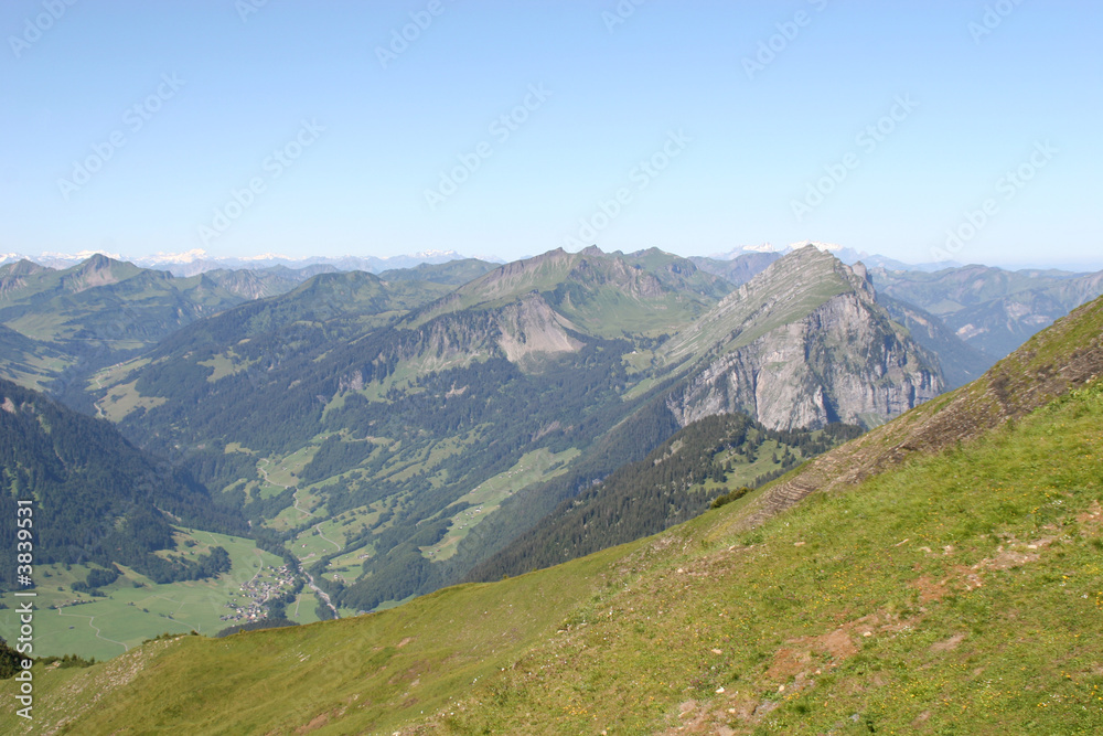 Fototapeta premium blick vom gipfel in vorarlberg