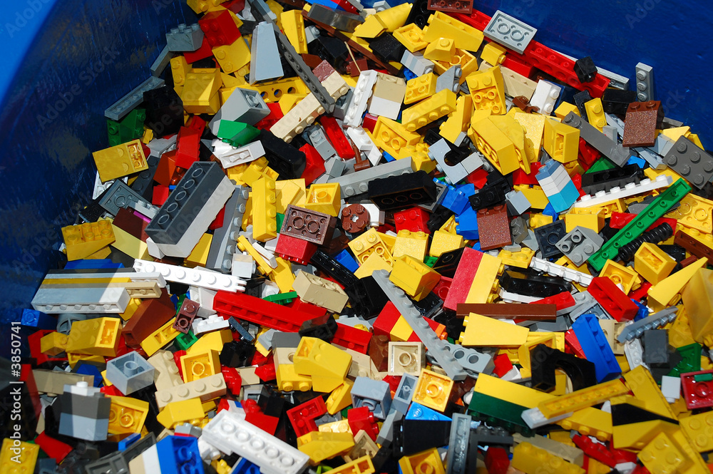 Fototapeta premium bucket of blocks