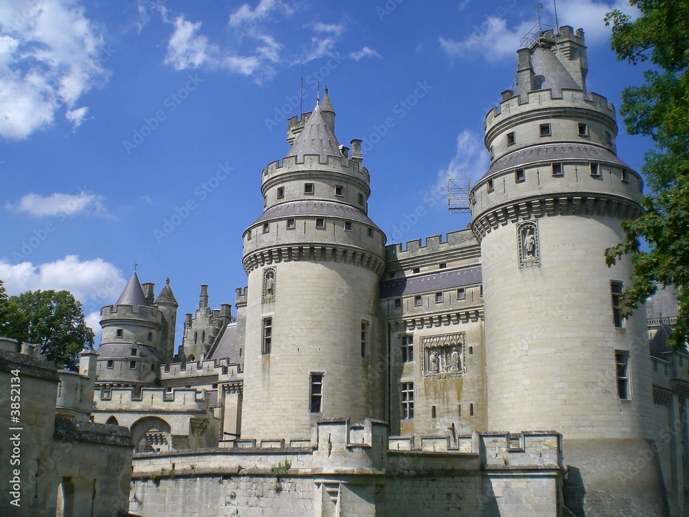 Chateau fort de Pierrefont