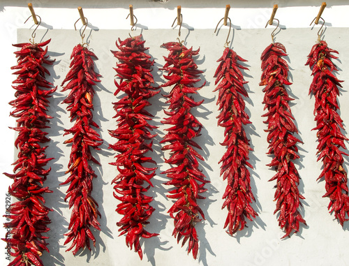 фотографія red pepper drying @ Sztentendre open-air museum