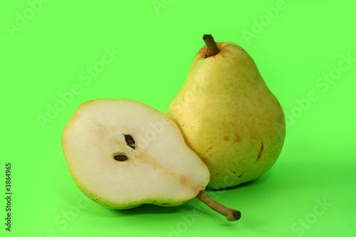 Obraz na płótnie half and whole pears