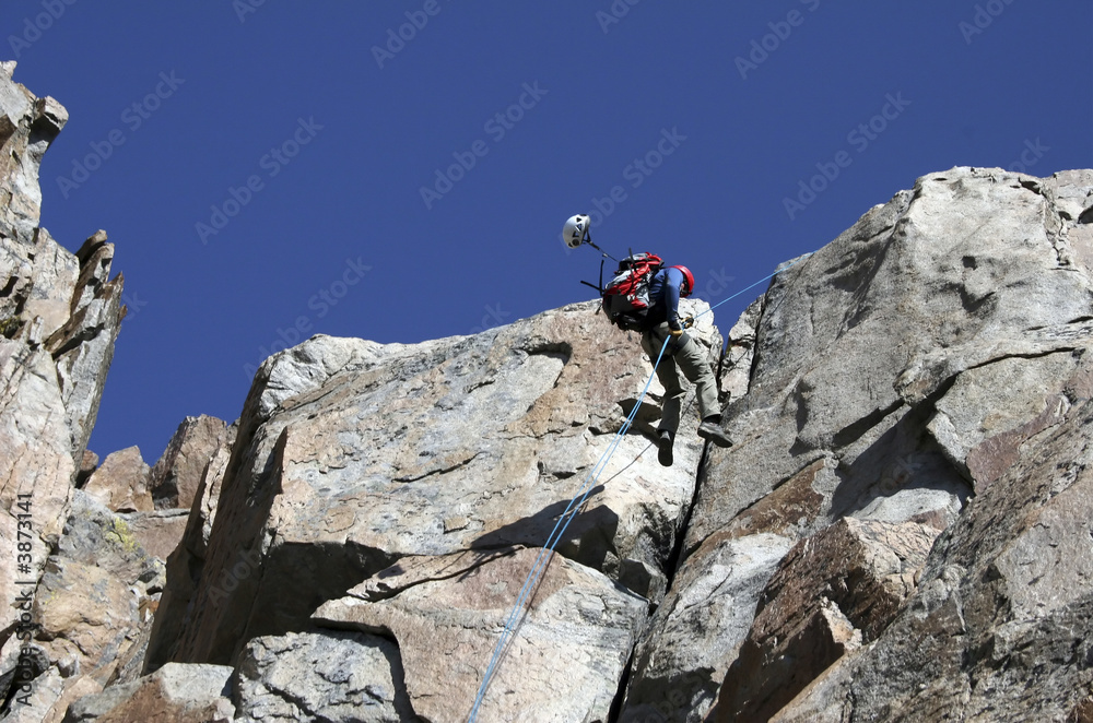 Rappelling of the summit of Granite Peak