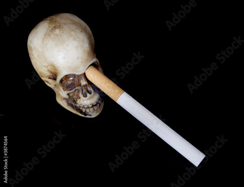 IMG_2100cigarettemort cigarette