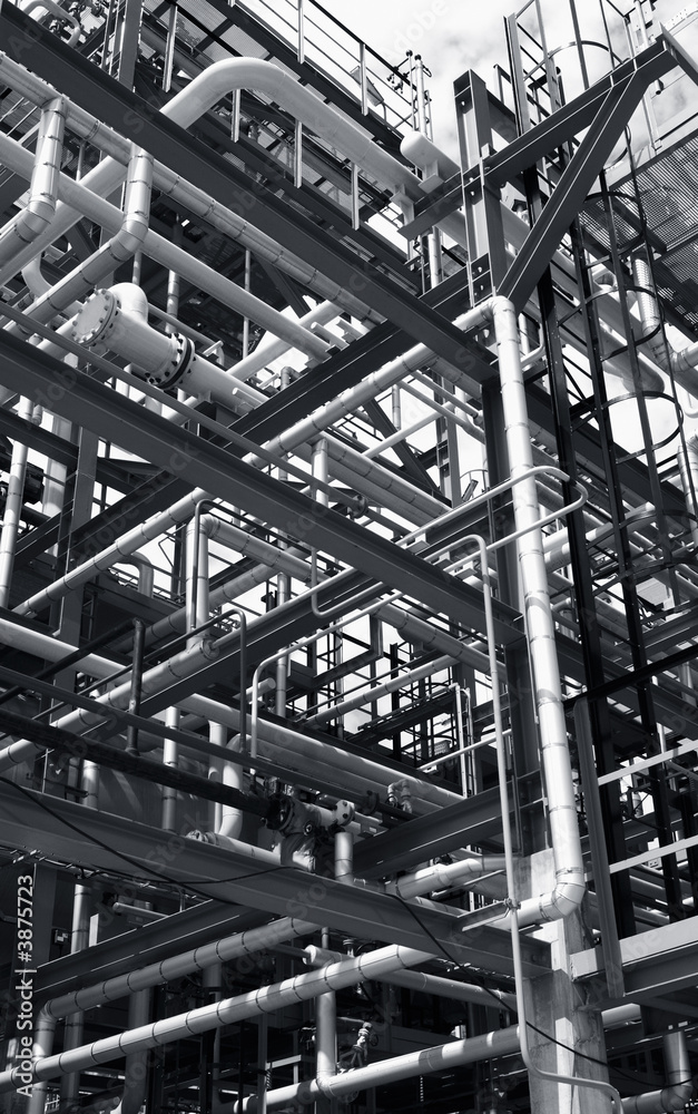 pipeline construction interior in refinery
