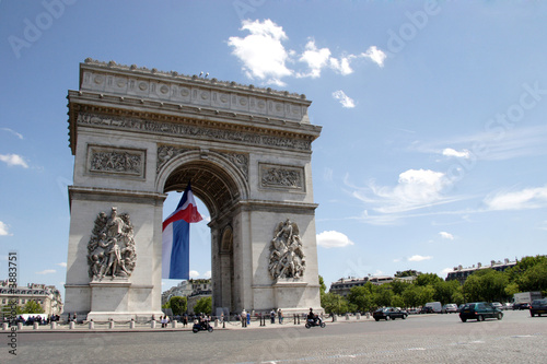 Arce de Triomphe place de l'Etoile - Paris © ParisPhoto