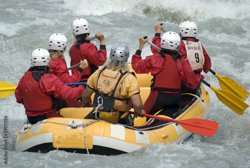 rafting photo