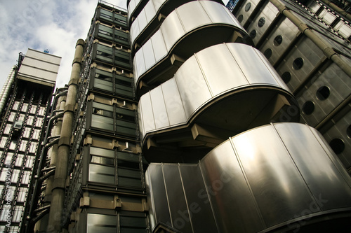 Obraz na płótnie detail of the lloyds skyscraper in londons city