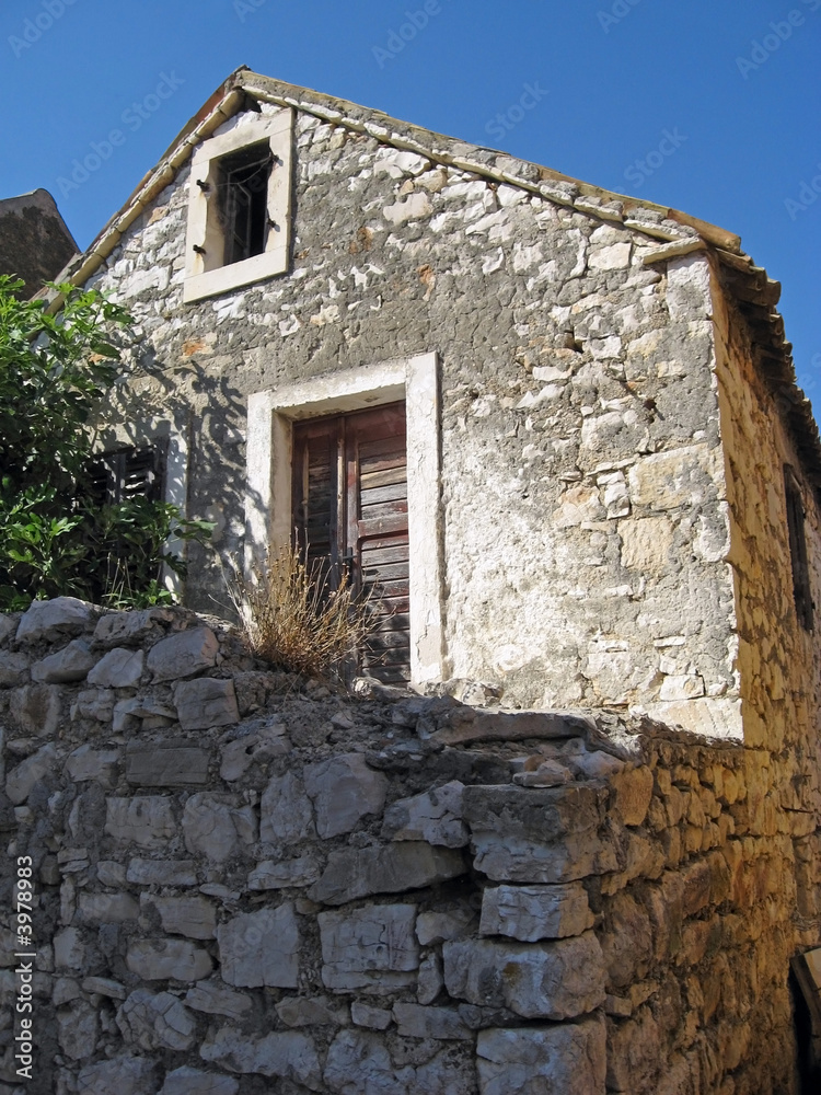 old dalmatian house on krapanj island
