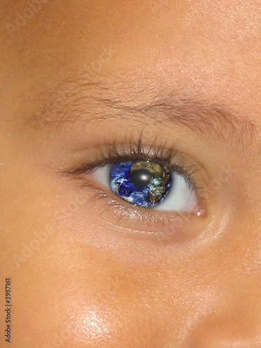 Oeil planète couleur