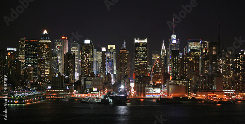 Late Night Manhattan © Janice Barchat