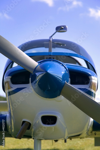 Light aircraft frontal © RTimages