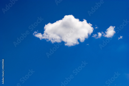 Single simple cloud