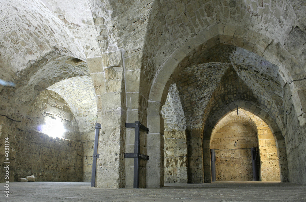 Fototapeta premium knight templer tunnel jerusalem israel