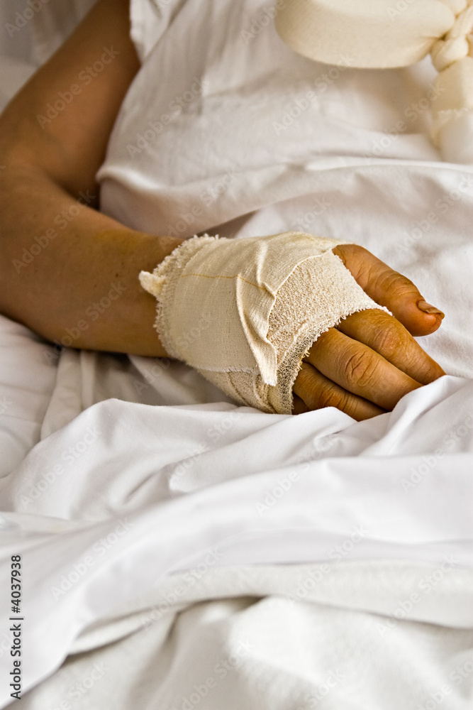 Hurting hand Hurting hand