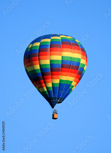 Hot air balloon © Gary