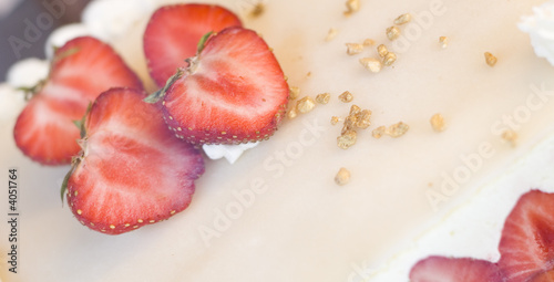 Cake with strawberries
