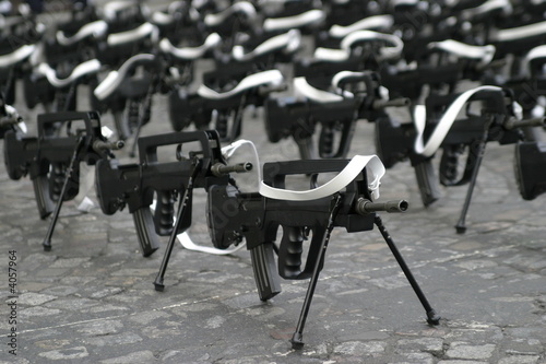 Famas