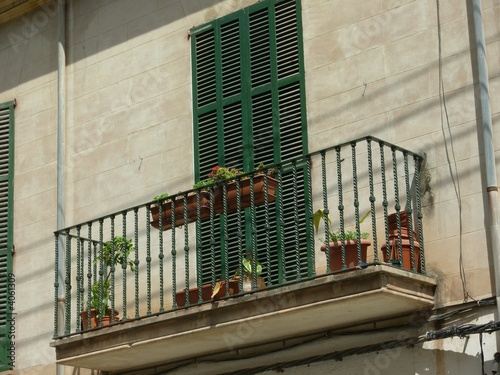 green shutters on balcony Mallorca