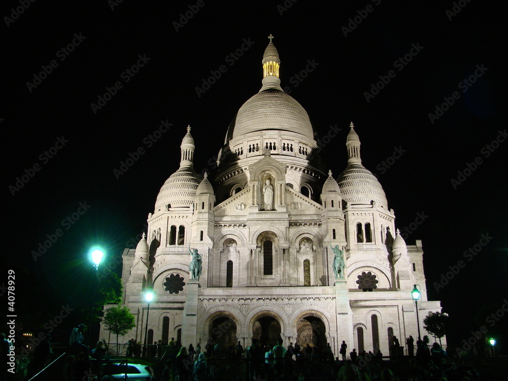 Le sacré coeur de nuit