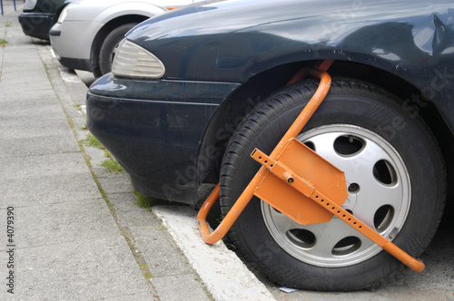 Wheel Clamp