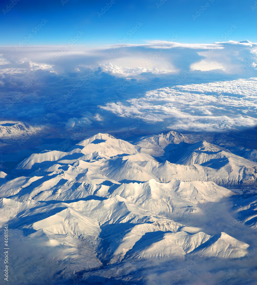Fototapeta premium Aerial view of mountains over Alaska