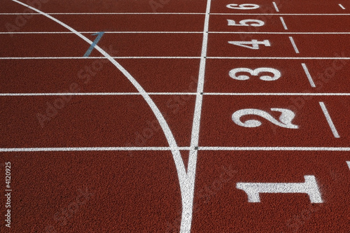 Athletics track © titelio