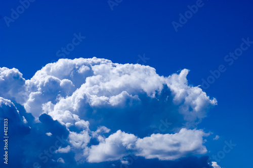 Fotografija Beautiful cloudscape in light blue skyes