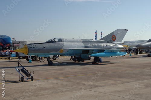 Romanian MiG fighter photo