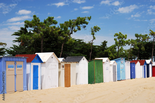 Coloured Beach huts under the sunlight I © luSh