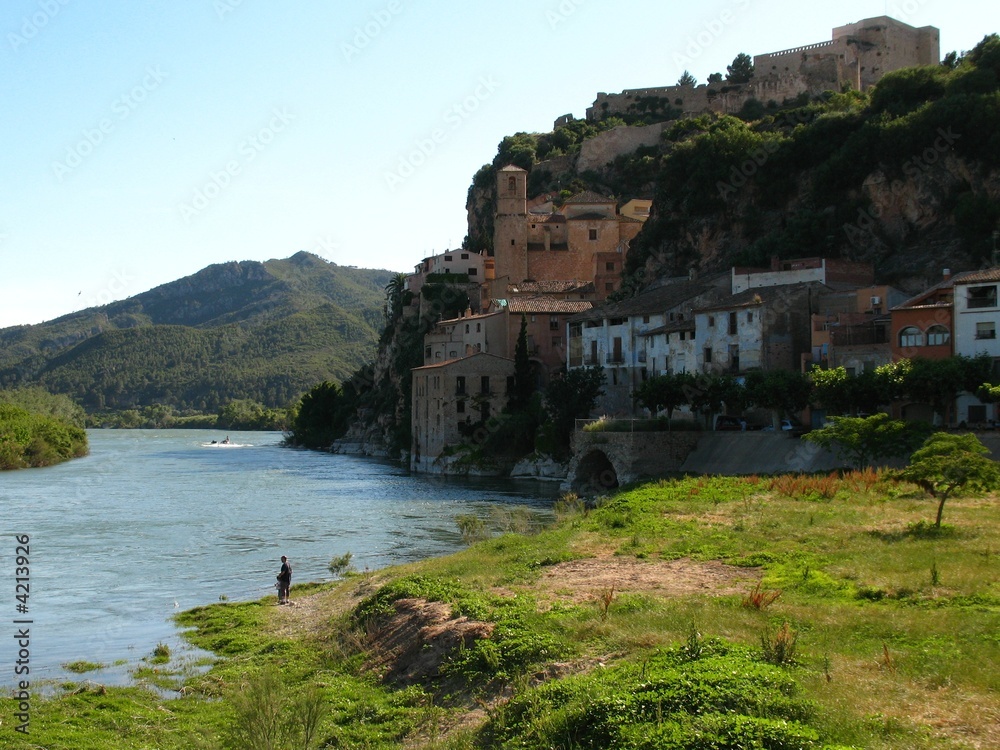 río Ebro y Miravet