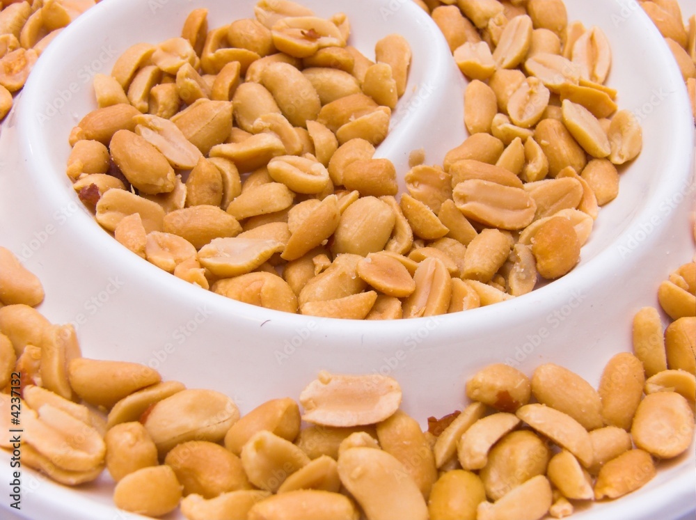 peanuts peanuts