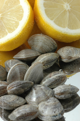 Almejas y limon