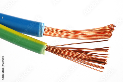 Dos cables electricos