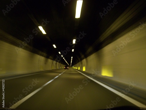 tunnel routier © Fred