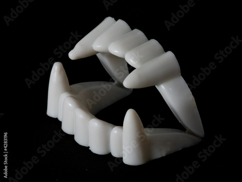 teeth vampire