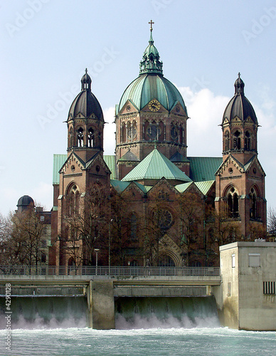 Lukaskirche in München photo