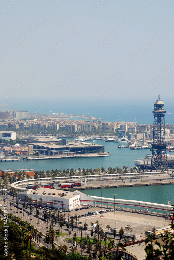 port in barcelona