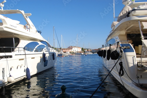 le port,les bateaux