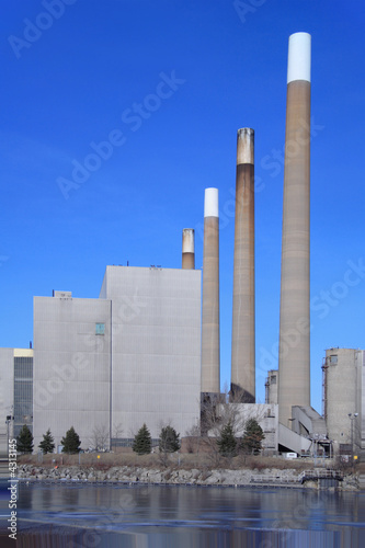Gas burning power plant