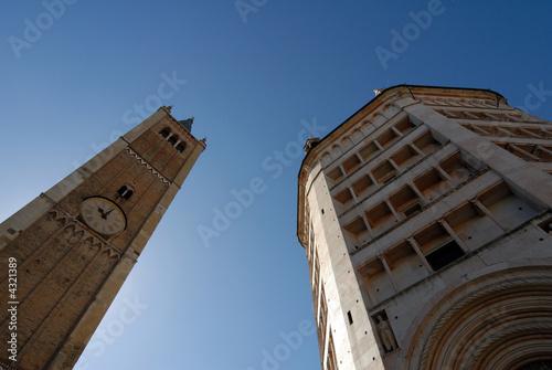 DUOMO DI PARMA E BATTISTERO - ITALIA