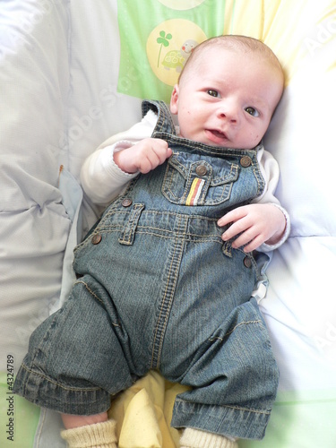 1050462 coucou bébé!