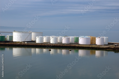 Oil storage tanks 2