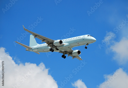 Embraer 190 passenger jet airplane photo