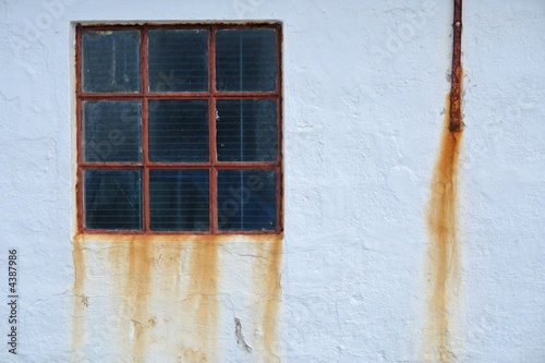 Rotes Fenster