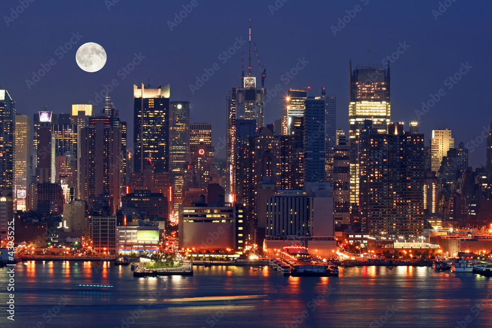 Obraz premium Manhattan Mid-town Skyline w nocy