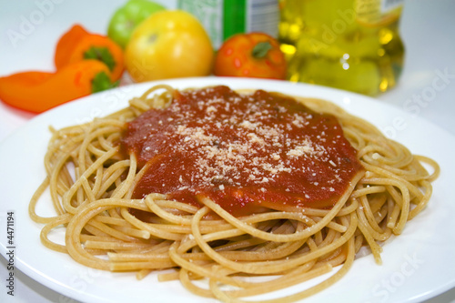 Whole Wheat Pasta and Tomat...