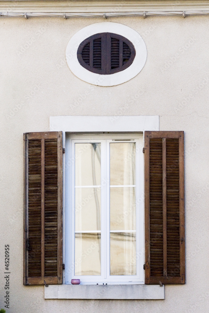 Fototapeta premium fenêtre provençale