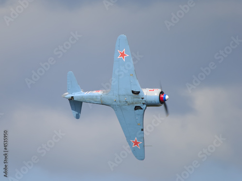 Yak 11